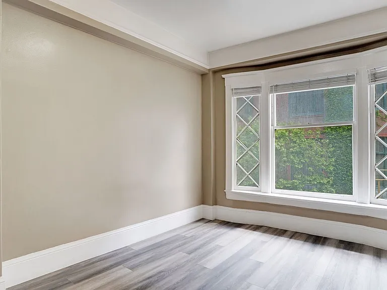621 Taylor St — Photo 34