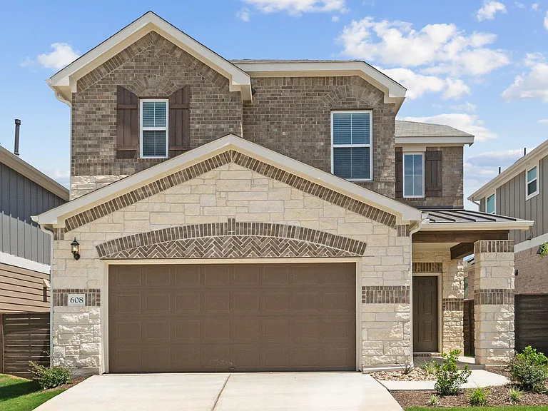 608 Knot Dr — Photo 1