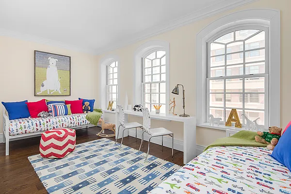 Rented by Camelot Realty Group | media 34