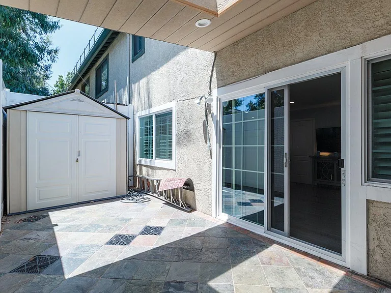 7046 De Celis Pl #6 — Photo 9