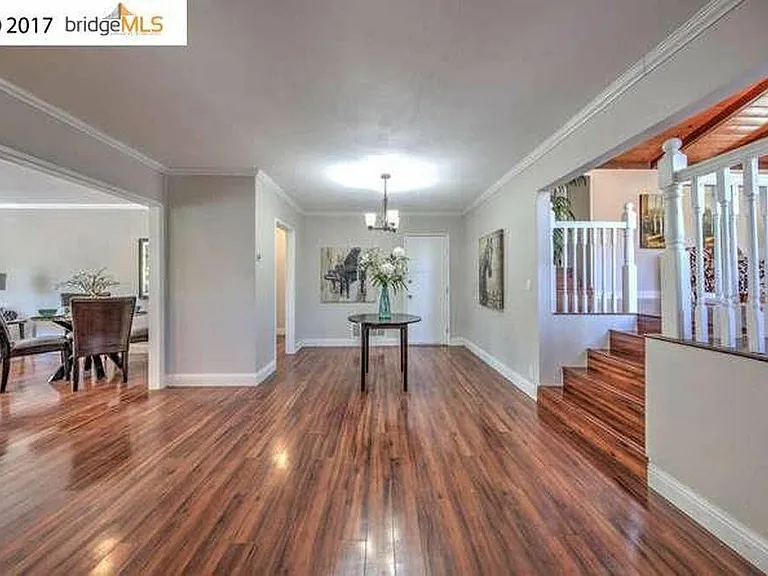 20655 Almaden Rd — Photo 4