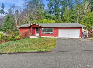 262 Sugar Pine Dr, Bremerton, WA 98310