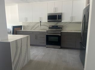 4100 N 58th Ave APT 208, Hollywood, FL 33021