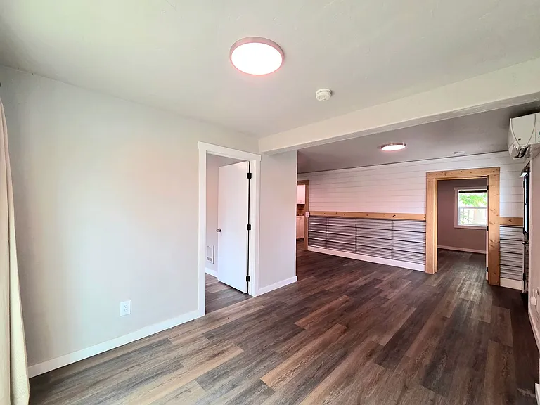 921 Walker Ave — Photo 9