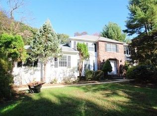 15 Tanglewood Pl, Monroe Township, NJ 08831