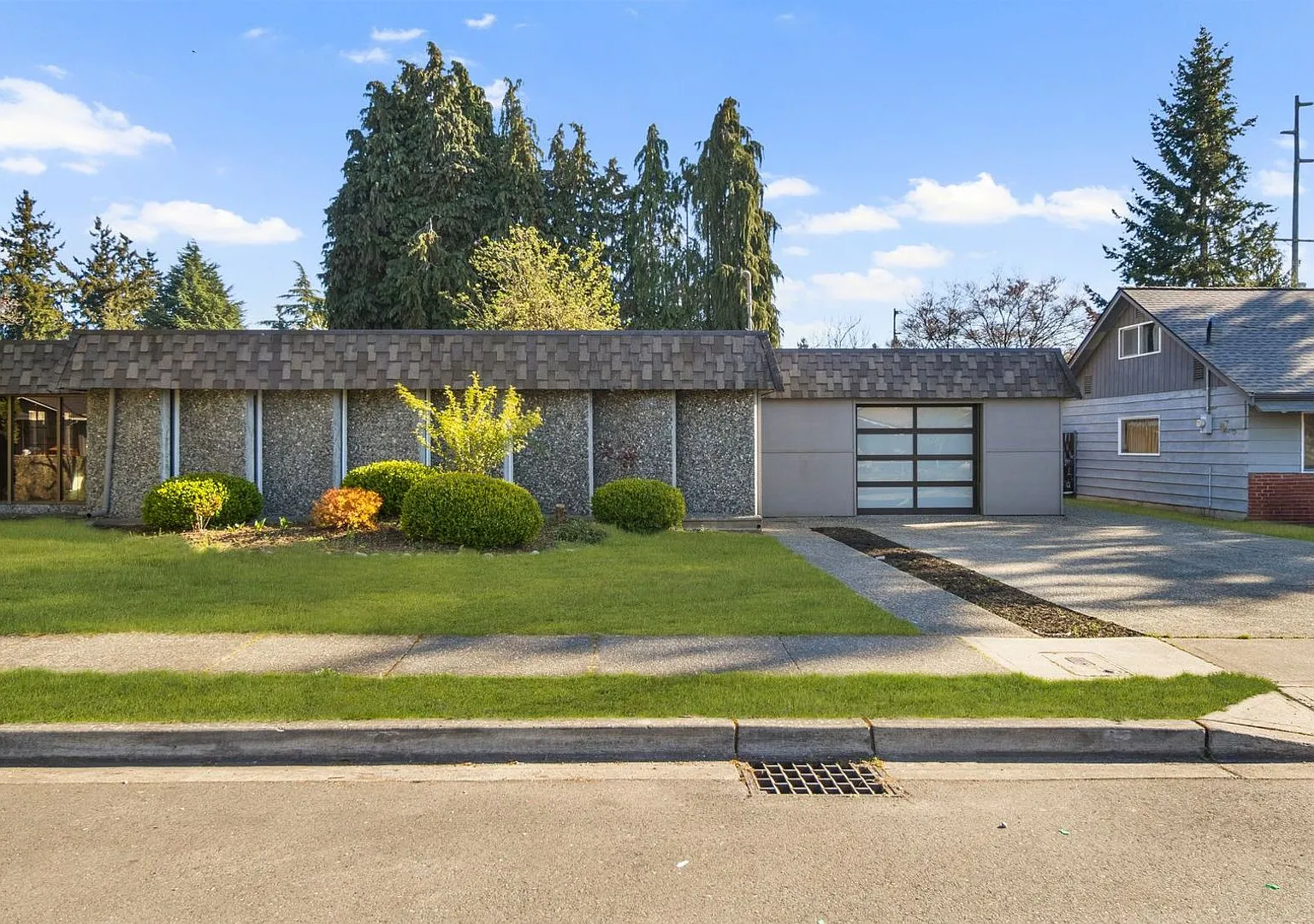 Modern 3-Bedroom Rambler with High-End Finishes & Spacious Backyard — Photo 2