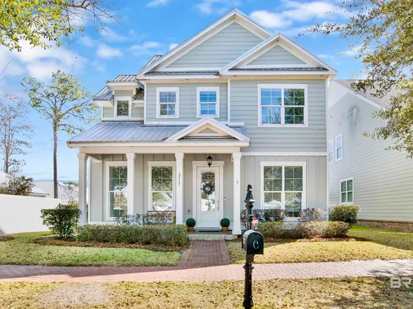 2717 Bienville Ave, Gulf Shores, AL 36542