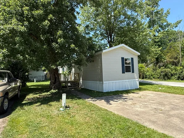 3 Franklin Ln, Carbondale, IL 62901