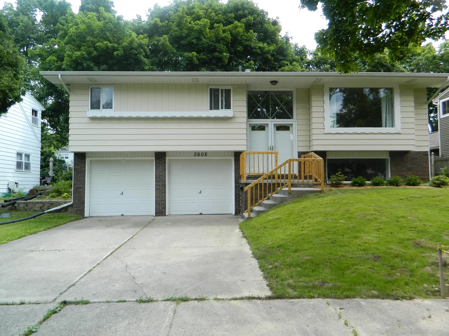 2608 Tulane Dr photo 1