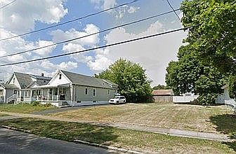 1st image of 3224 North Ave