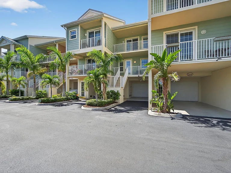 3266 Mangrove Point Dr — Photo 5
