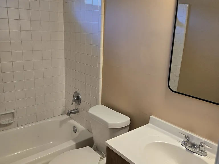 2nd bathroom