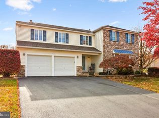 1257 Paso Fino Dr, Warrington, PA 18976