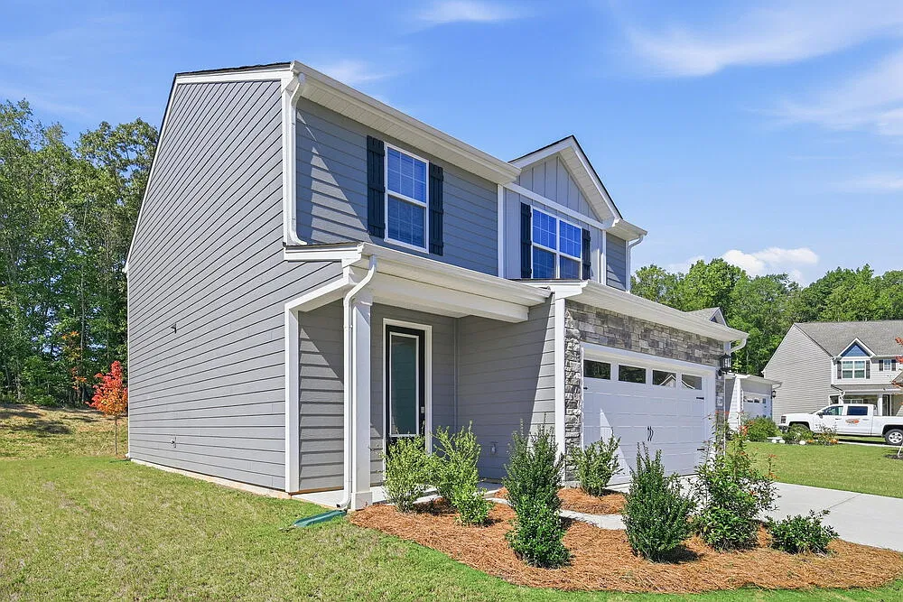 4 bed, 2.5 bath, 1800 sqft, $2,175 — Photo 4