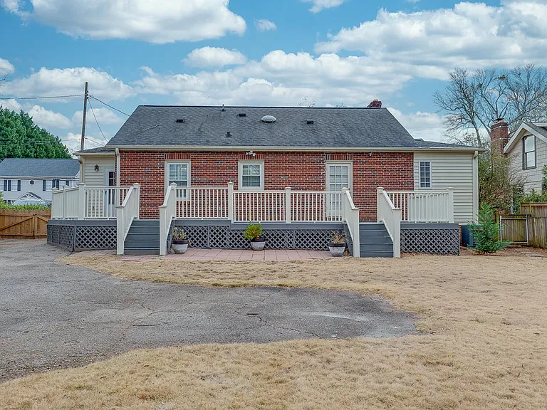 115 Cureton St — Photo 44