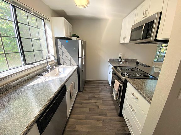 2nd image of 3070 118th Ave SE #M301