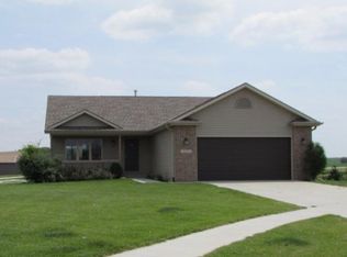 14241 Cavalier Ct, Waverly, NE 68462