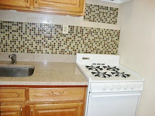 Rented by Azure Realty NY LLC | media 25