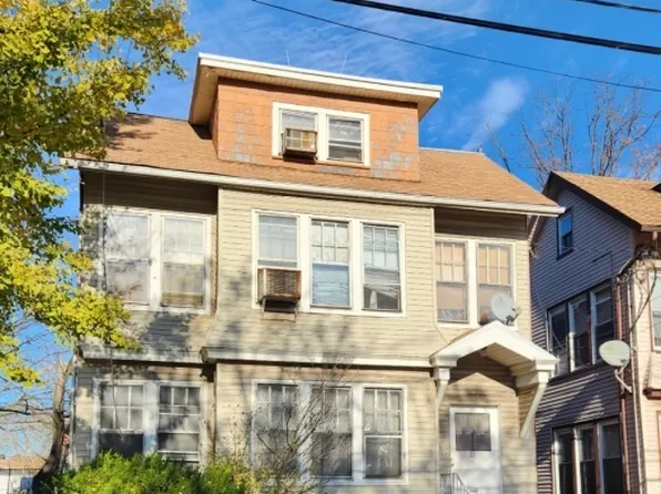 213 Weequahic Ave, Newark City, NJ 07112