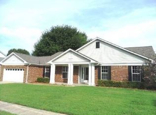 1014 Dartmouth Dr, O'Fallon, IL 62269