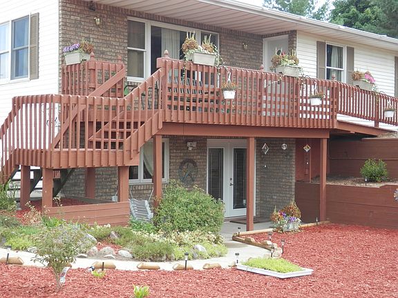 More front garden area