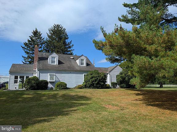 2nd image of 55 Iron Springs Rd