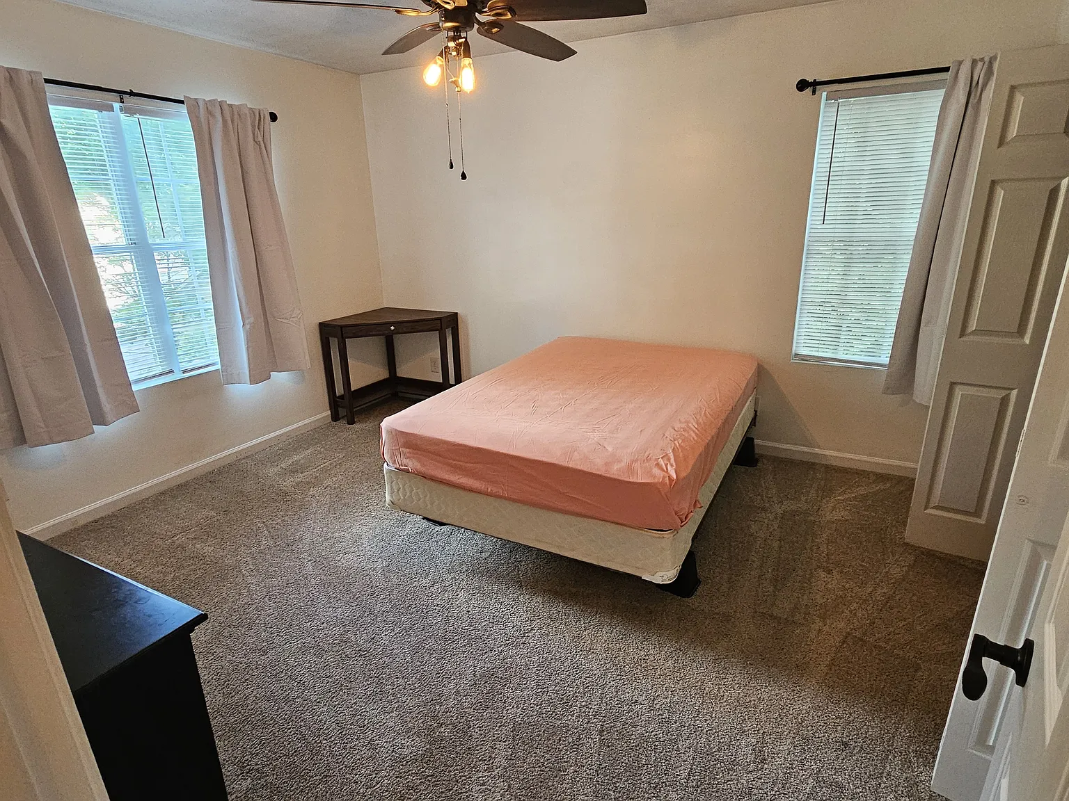 2 bed, 1229 sqft, $1,000 — Photo 4