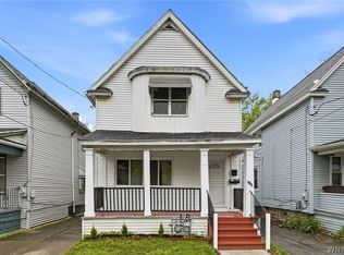 262 Sumner Pl, Buffalo, NY 14211