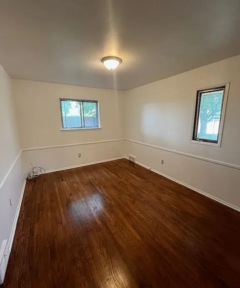 27030 Berkshire Dr — Photo 12
