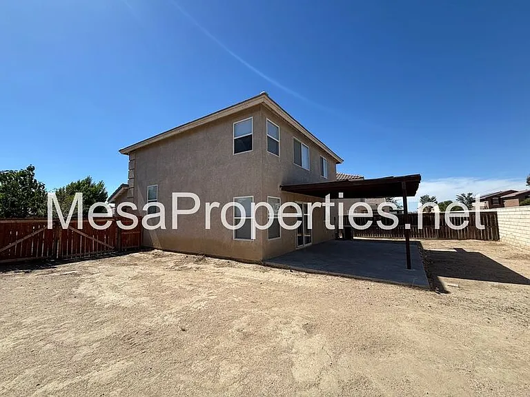 15083 Brown Ln — Photo 27