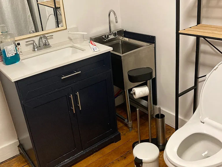 36-42 Broad St #2 — Photo 4