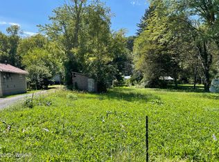 480 Long Run Rd, Mill Hall, PA 17751