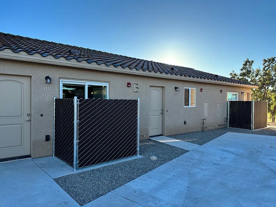 2935 Havasupai Blvd