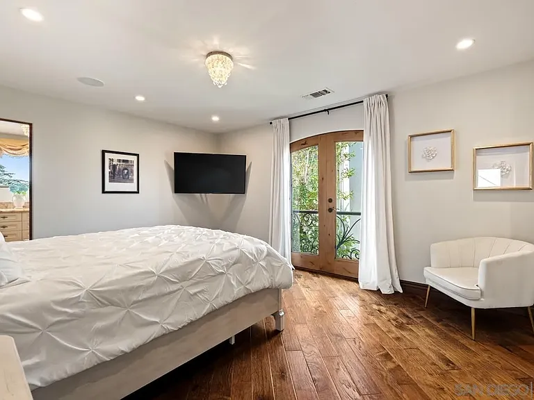 7964 Prospect Pl — Photo 51