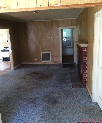 2nd image of 153 Taylor Ave