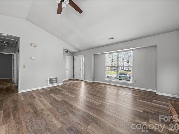 5th image of 4518 Nicks Tavern Rd