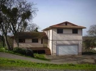 5776 Rippon Rd, Valley Springs, CA 95252