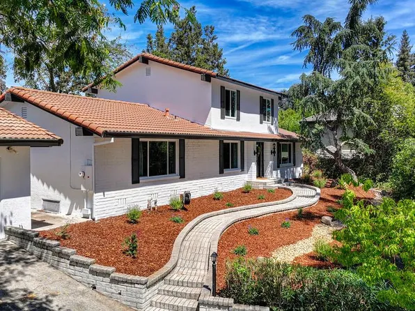 832 Piccadilly Cir, Sacramento, CA 95864