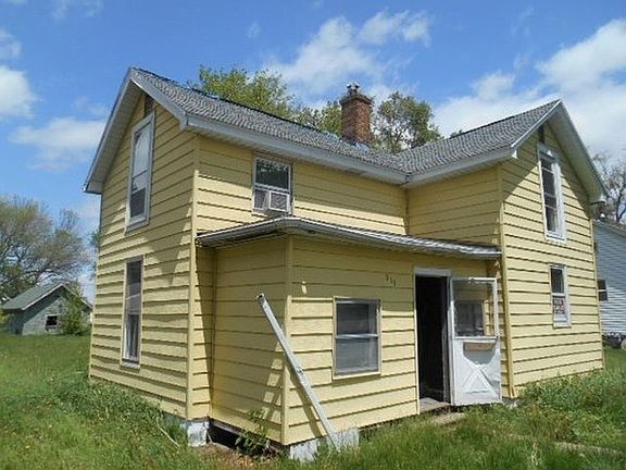 2nd image of 311 W Boundary St