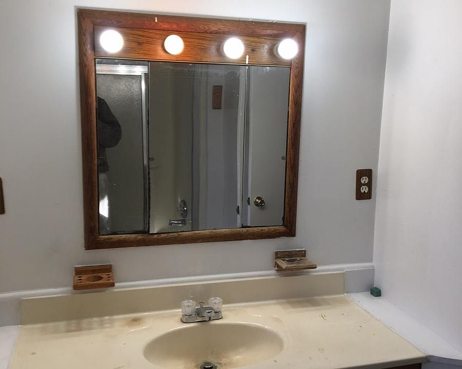 Vanity