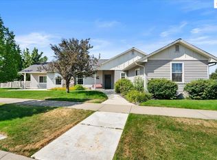 2927 N Durrow Loop, Post Falls, ID 83854