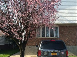 485 Harold St, Staten Island, NY 10314