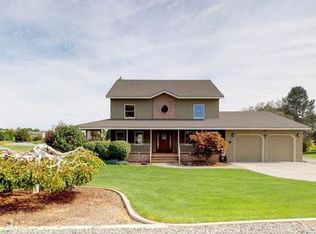 1128 Country Ridge Dr, Richland, WA 99352