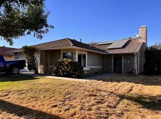 2815 La Vida Dr, Lancaster, CA
