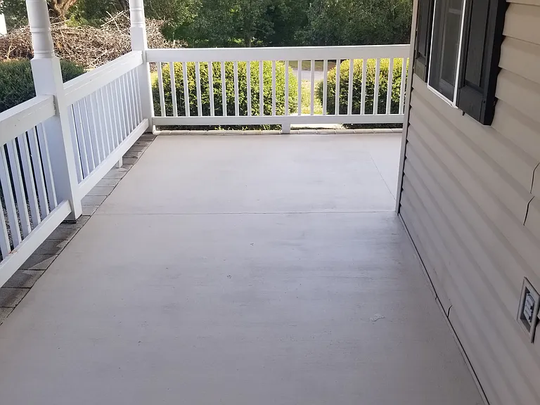 105 Rochester Rd — Photo 2