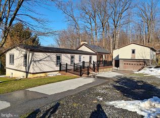 257 S Kinzer Rd, Paradise, PA 17562