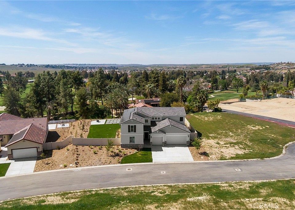 5613 Levanto St, Bakersfield, CA 93306 | MLS #CV25241776 | Zillow