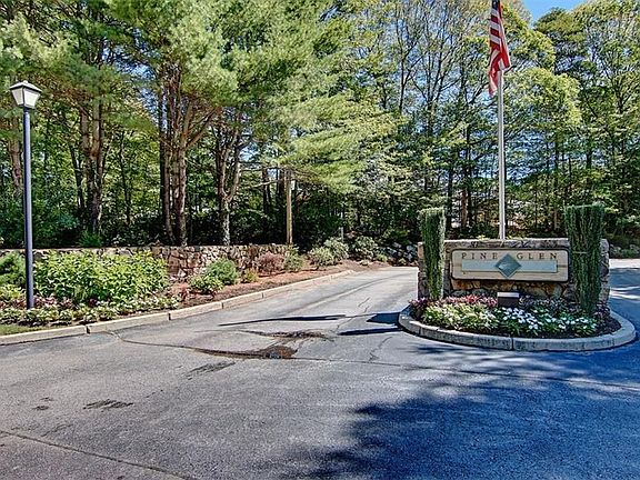 5th image of 158 Pine Glen Dr #158
