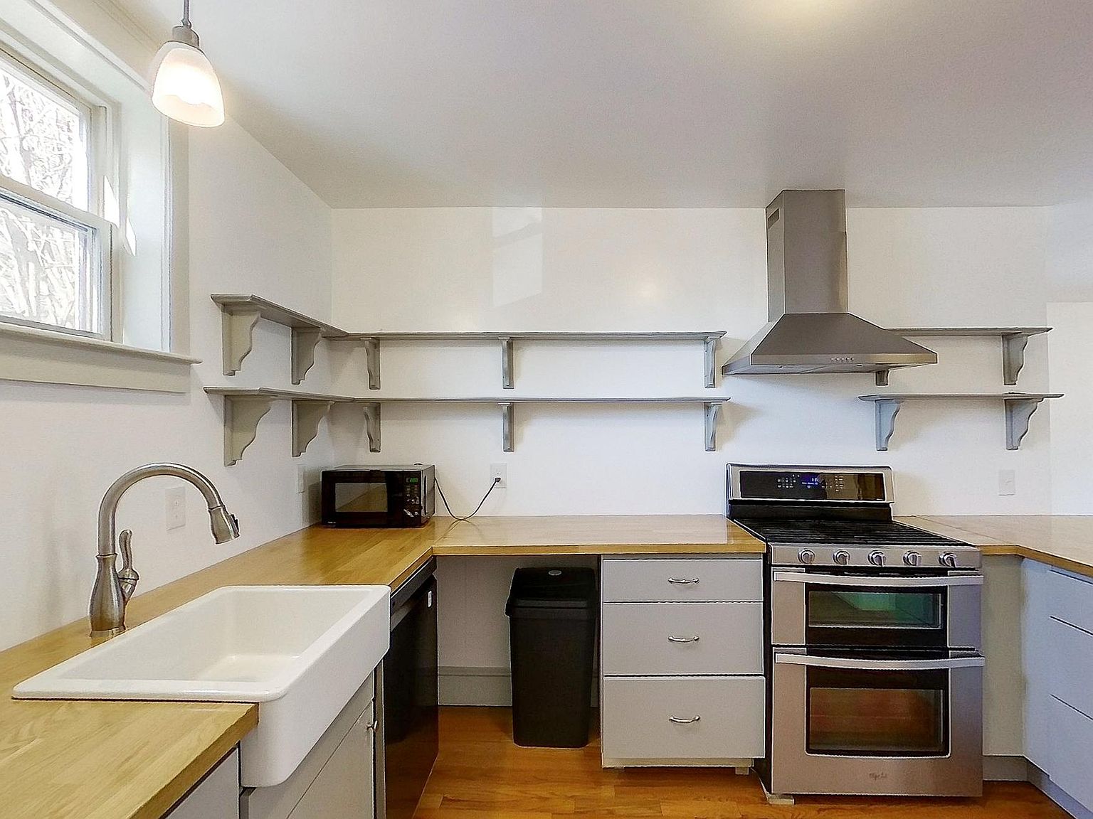 1 Peckham Ct 2, Newport, RI 02840 Zillow