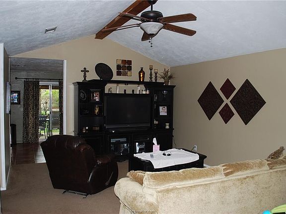 4th image of 2602 Pedernales Dr